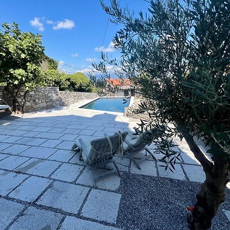 Karst House Zan Pliskovica With Private Pool Villa Dutovlje Exterior photo