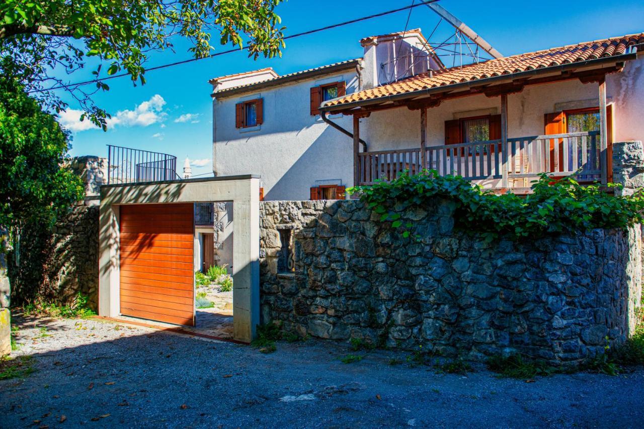 Karst House Zan Pliskovica With Private Pool Villa Dutovlje Exterior photo