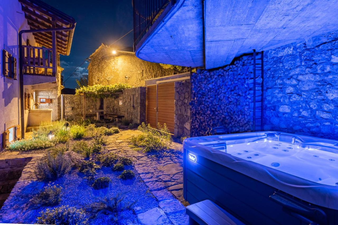 Karst House Zan Pliskovica With Private Pool Villa Dutovlje Exterior photo